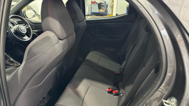 Toyota Yaris 1.5 Hybrid GR Sport 5dr CVT Hybrid Hatchback